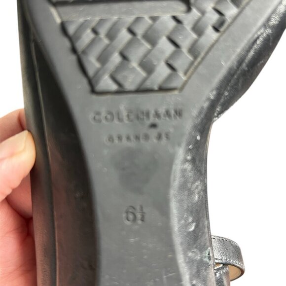 COLE HAAN Black Leather Rounded Toe Ballet Flats with Ankle Tie Strap. US 6.5 - Picture 5 of 8